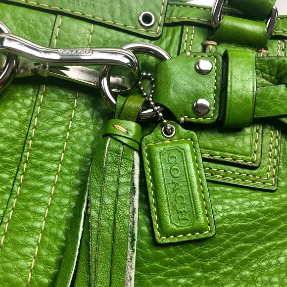 Vintage EUC Green Coach Satchel! - Picture 3 of 6